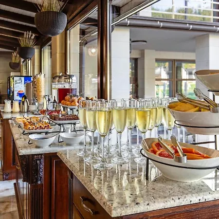 Hotel Continental 4*