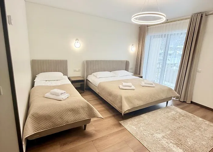 Continental 4* Boekovel